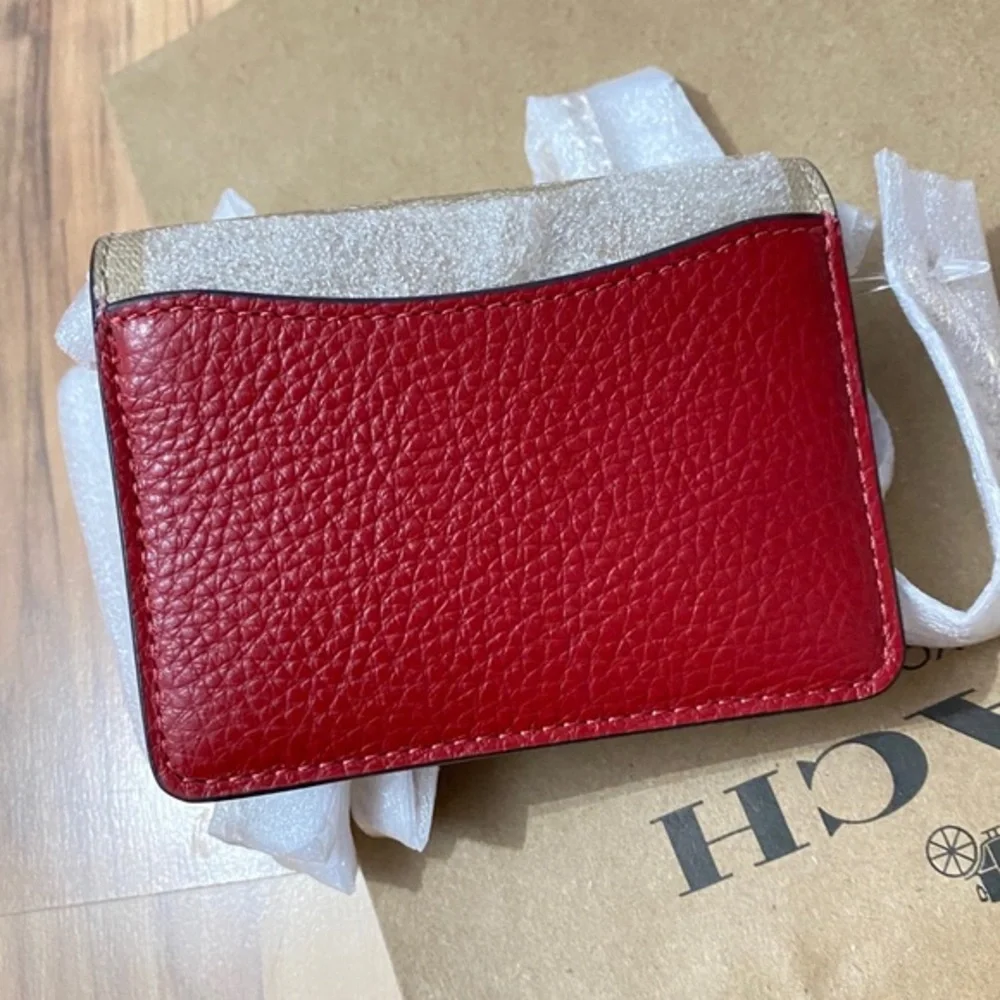 🚫SOLD🚫💯🆕Coach mini wallet on chain/mini crossbody bag - Picture 5 of 12